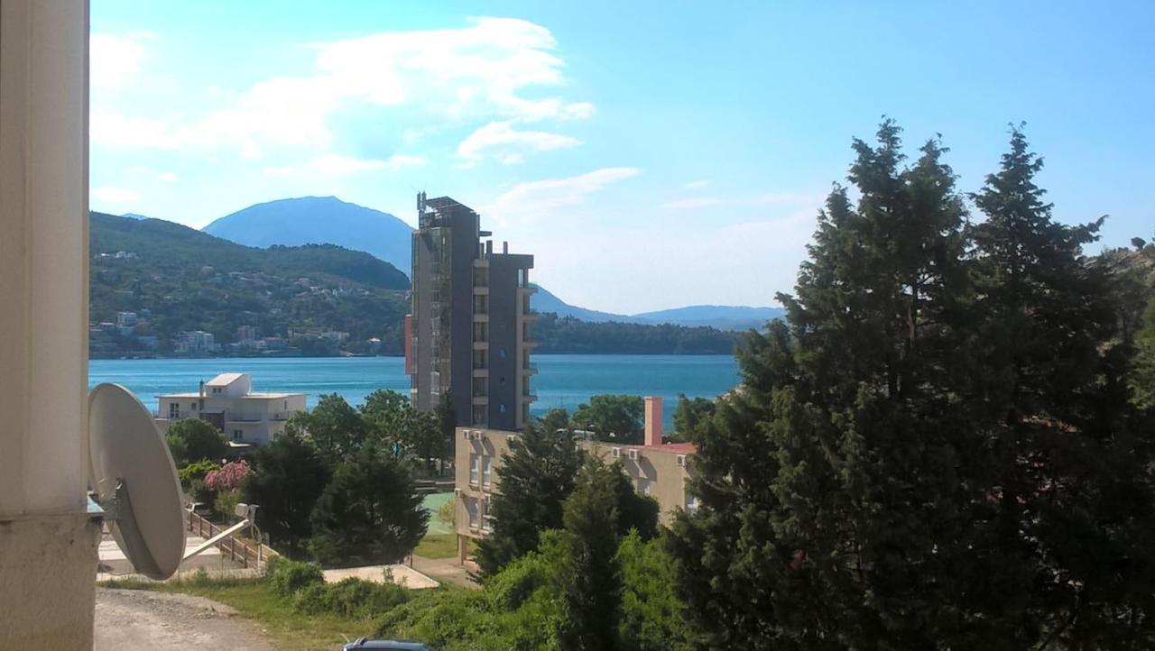 Anna Apartment Sutomore Exterior foto